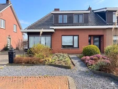 huis te huur in weelde met 3 slaapkamers