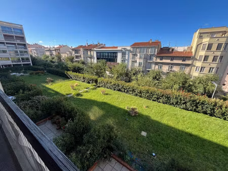 vente appartement 1 pièces 31m2 perpignan 66000 - 65000 € - surface privée