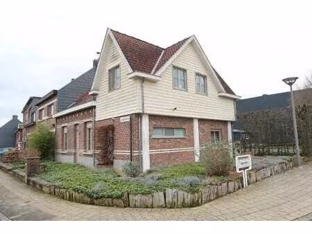 huis te koop in duffel met 5 slaapkamers