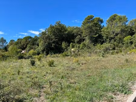 vente terrain neuf 1000m2 la roquebrussanne - 140000 € - surface privée