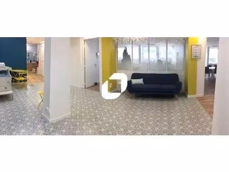 vente bureaux 273 m²