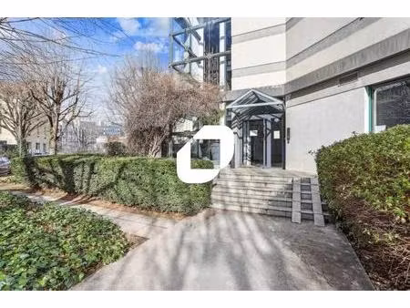 vente bureaux 68 m² à 164 m²