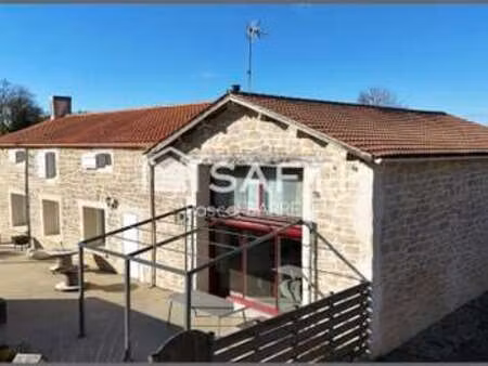 vente maison à saint-mathurin (85150) : à vendre / 200m² saint-mathurin