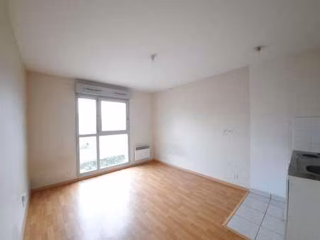 location appartement t1 à bruz (35170) : à louer t1 / 21m² bruz