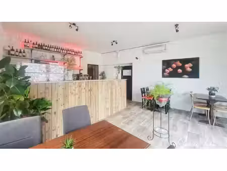 unique et polyvalent immeuble de 295 m² à treffieux.
