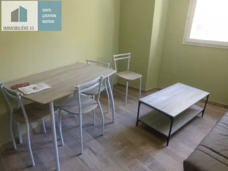location appartement 2 pièces 29 m² à le puy-en-velay (43000)