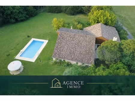 vente maison 8 pièces 253 m² à sendets (33690)  450 000 €