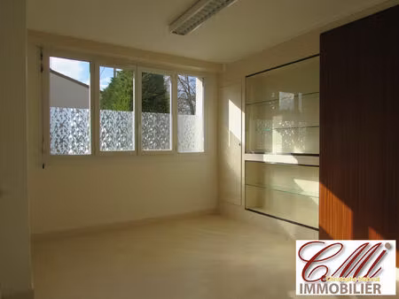location bureau 3 pièces 80 m² à vitry-le-françois (51300)