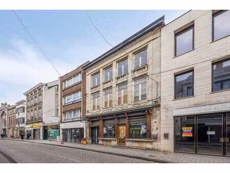 handelspand met woonst op toplocatie te diest!