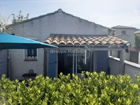 charmante maison 2 pièces avec son extérieur en parfait état !