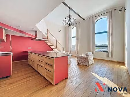 loft duplex 2 ch. dans bâtiment industriel réhabilité