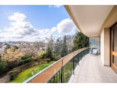 exclusivite - saint-germain-en-laye - duplex 3 chambres– balcons  ascenseur  2 parkings