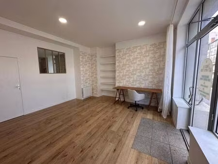 local d'activités à louer