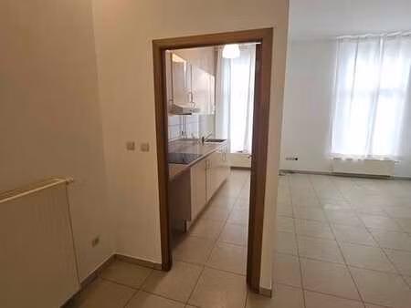 appartement 1ch a+ gosselies  place albert premier