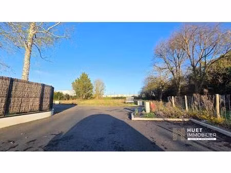 terrain constructible viabilisé à vendre