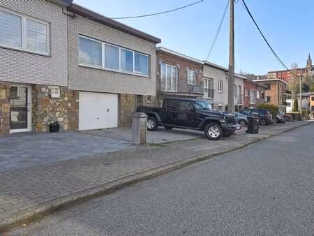 agréable maison 2 chambres avec jardin !