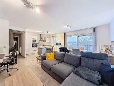 agréable appartement 2 chambres terrasse parking