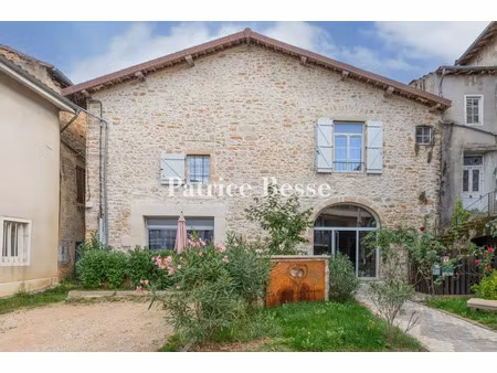 vente maison 11 pièces 396 m² à saint-amour (39160)  689 000 €