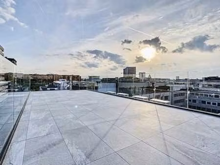 quartier europeen - duplex 1 ch + terrasse haut standing
