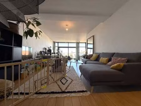 duplex/penthouse 95m² - terrasse 20m² - pas de charges