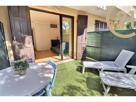 vente en exclusivité - saint-aygulf - studio de 19 59m2 avec