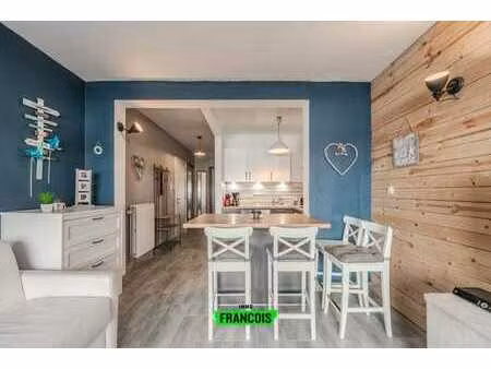 appartement rez-de-chaussée clé sur porte avec terrasse et …