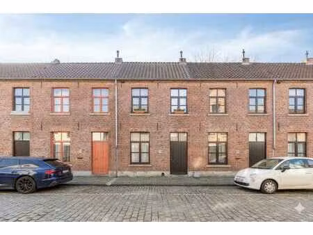 maison à vendre avec 2 chambres dans le centre de bruges