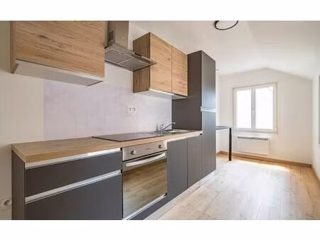 location appartement  83.2 m² t-3 à épernay  790 €