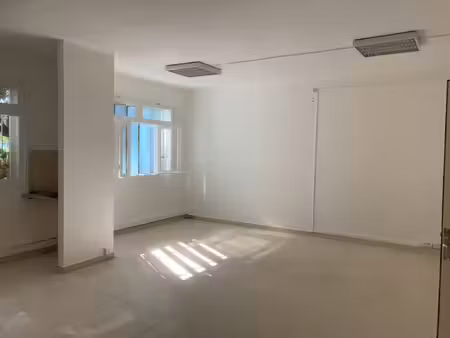 location commerce 129 m² à saint-pierre (97410)