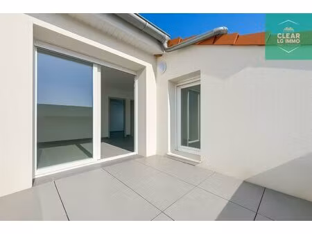 charmant t2 avec terrasse à hayange