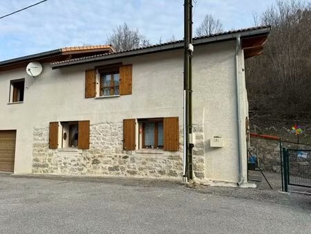 maison de village pleine de charme – 63 m² – saint-julien-en-beauchêne
