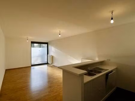 appartement à louer à mariakerke € 895 (lm80c) - | zimmo