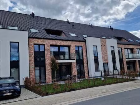 vanaf 1/6 : instapklaar recent gelijkvloers-appartement ...