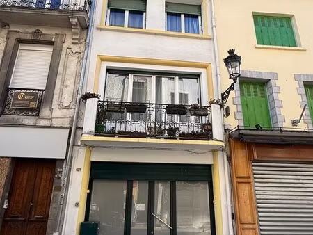 vente immeuble 142 m² lourdes (65100)