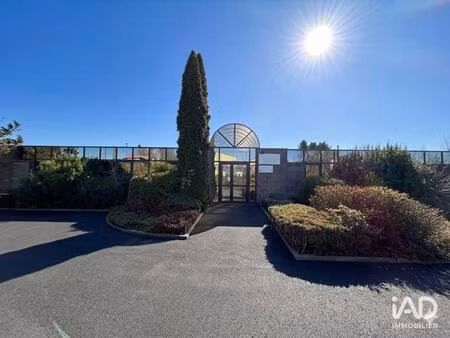 vente parking 3 016 m²