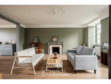 maison de ville avec sa vue dégagée sur les remparts