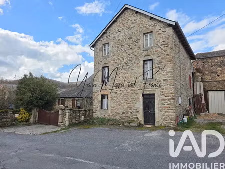 maison de village à villefranche-de-panat (12430)