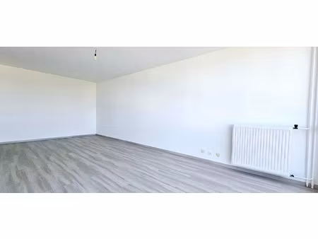 evreux appartement f1 avec balcon