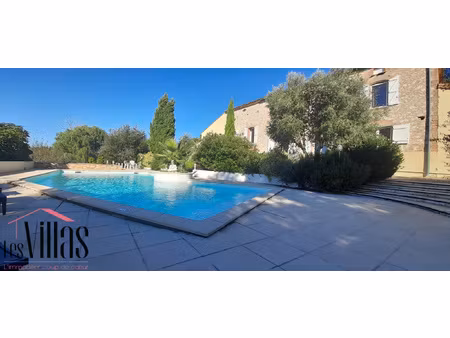 propriété avec bastide 444m2 piscine et dépendances - proche