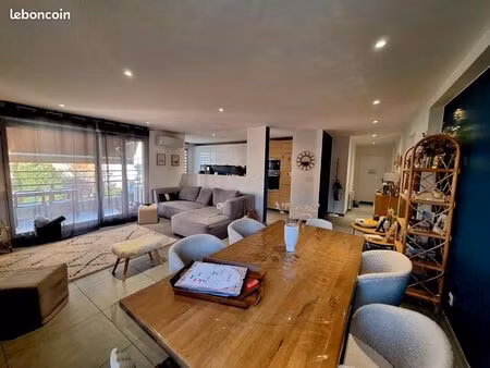 appartement t5 proche de l’horloge