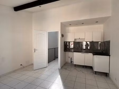 particulier loue t2 45m carré rénové