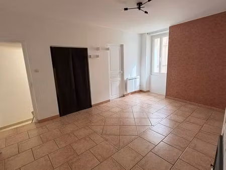 loue studio vieux village