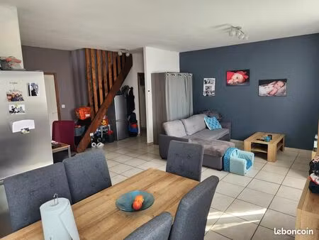 t4 duplex dans immeuble vue dégagée et arborée