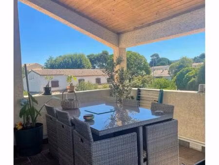 t4 135 m2 lumineux avec terrasse