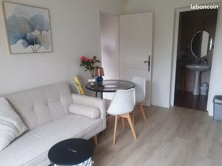 t2 meublé rez de jardin