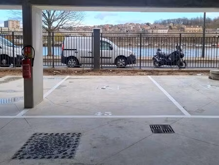 parking pmr rdc (idéal suv) - neuf & sécurisé - 10 min rer d