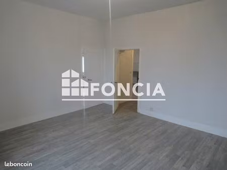 appartement 2 pièces 74 m²