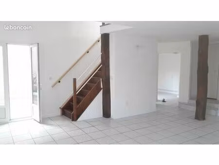 f4 avec garage et terrasse