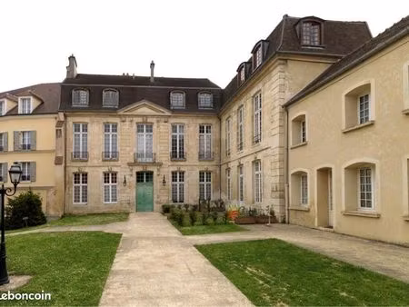 appartement 2 pièces meublées