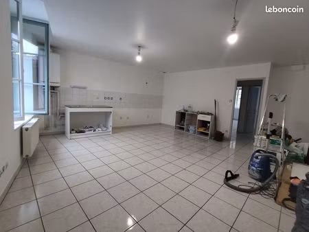 appartement t3 64m² - saint chamond – proche centre-ville